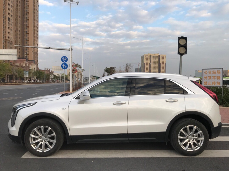 广州19年凯迪拉克XT48
