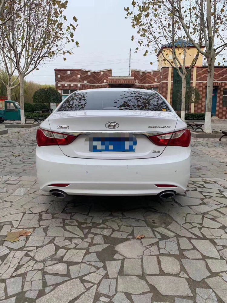 济南16年现代索纳塔八9