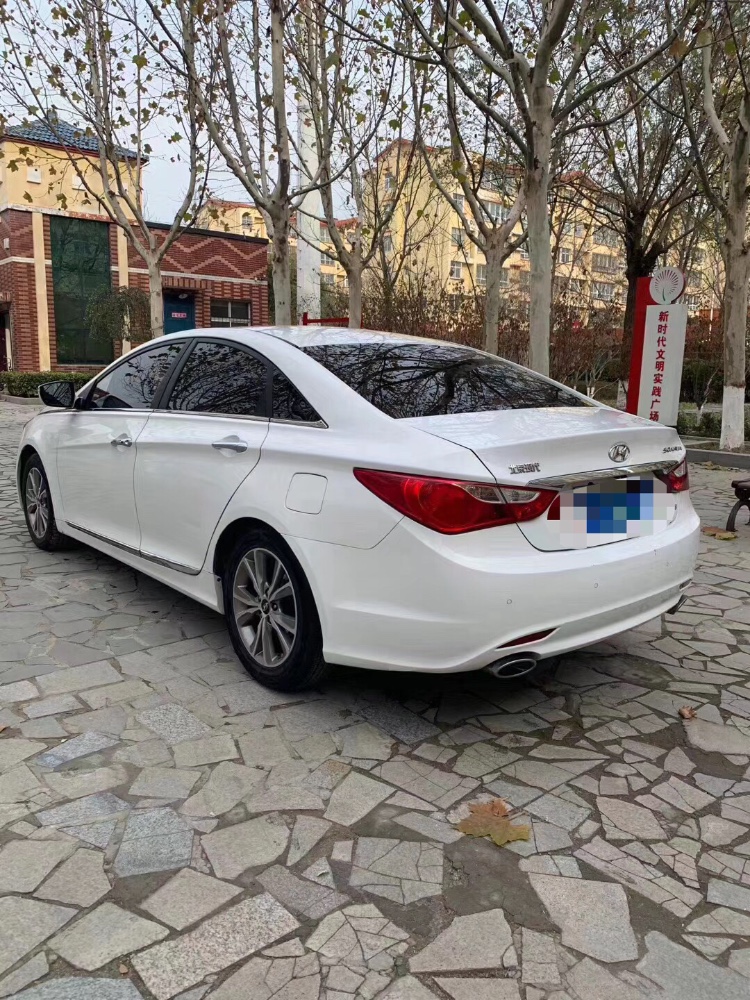 济南16年现代索纳塔八8