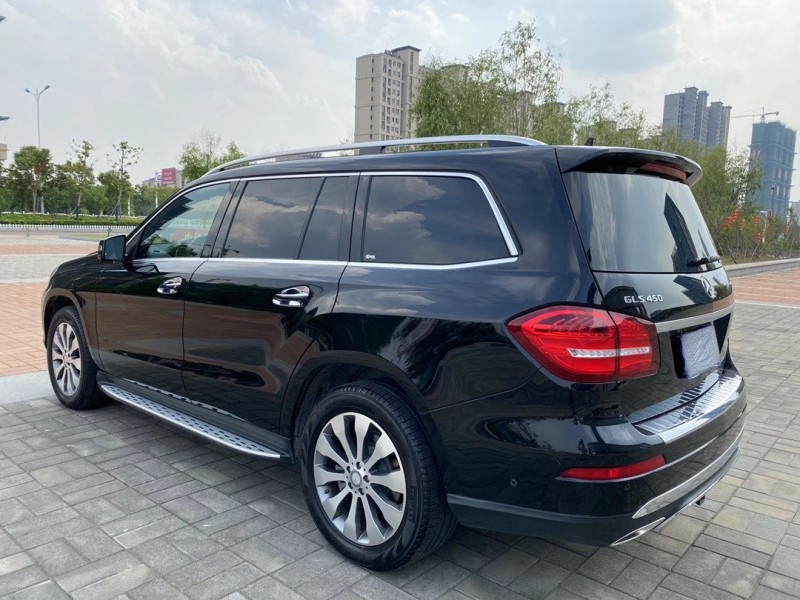 盐城17年奔驰GLS5