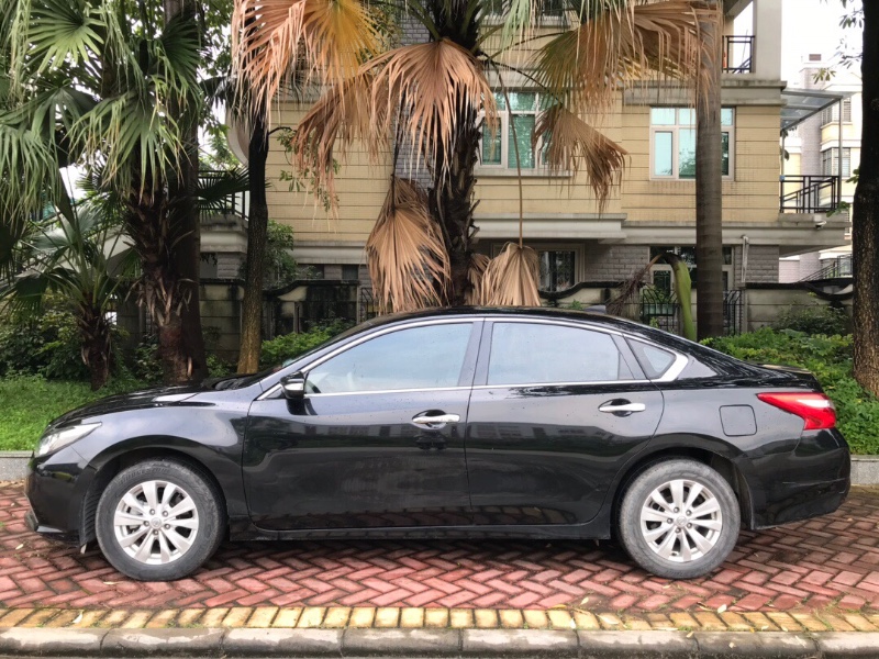 广州18年日产天籁7