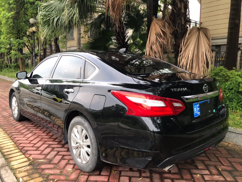 广州18年日产天籁6