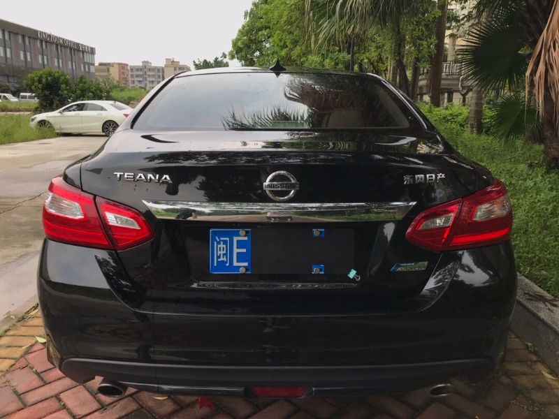 广州18年日产天籁4