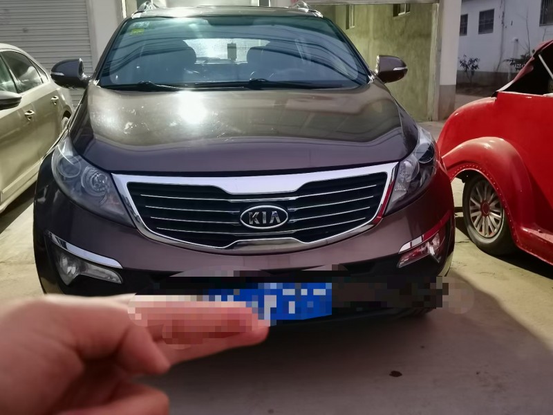 北京13年起亚智跑1