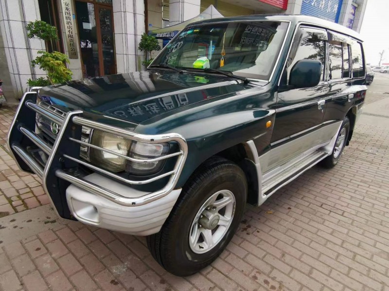 攀枝花12年獵豹汽車黑金剛2