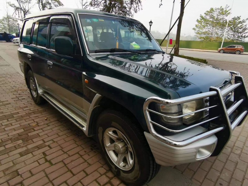 攀枝花12年獵豹汽車黑金剛3