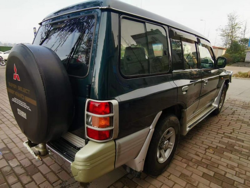 攀枝花12年獵豹汽車黑金剛6