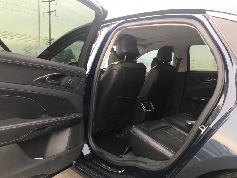 潍坊17年福特金牛座5