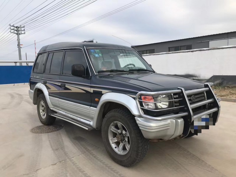 濰坊12年獵豹汽車黑金剛7