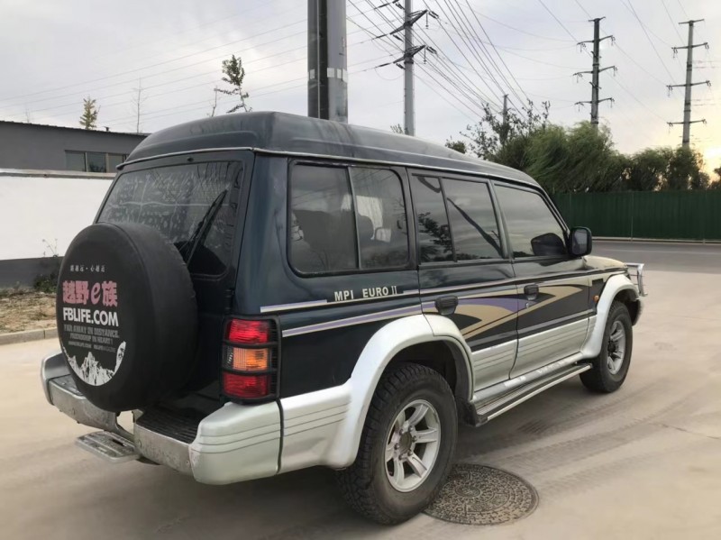 濰坊12年獵豹汽車黑金剛3