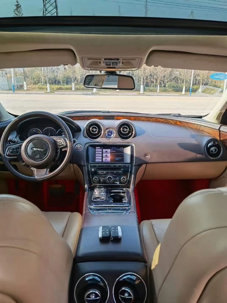 济南12年捷豹XJ5