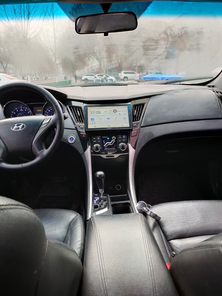 青岛13年现代索纳塔八5