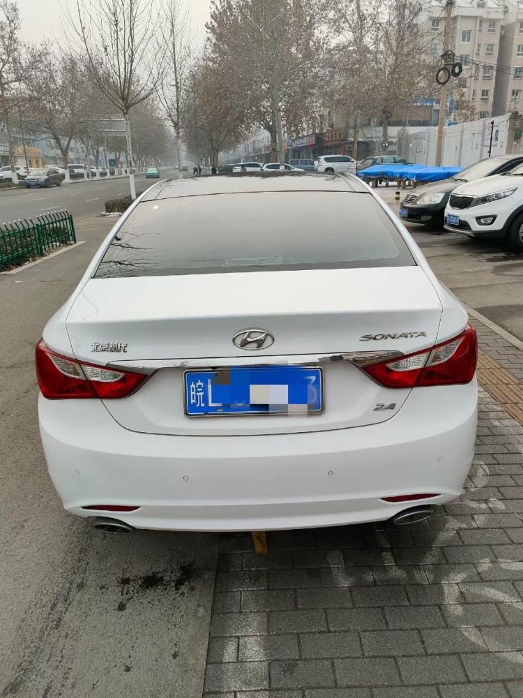 青岛13年现代索纳塔八8