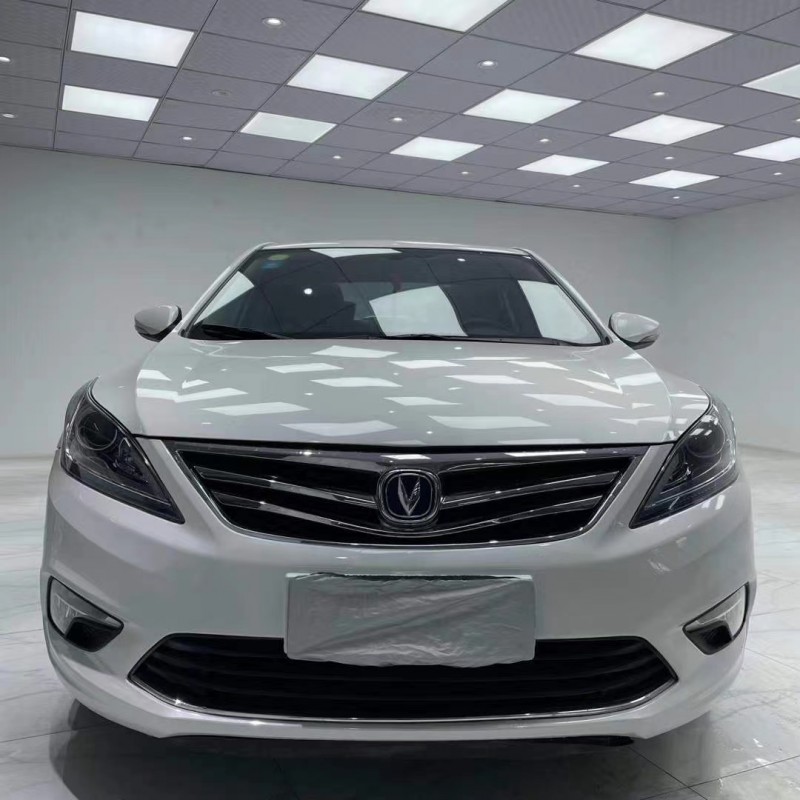 成都17年长安汽车逸动1