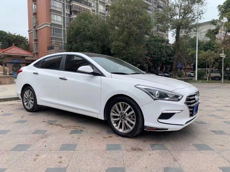 东莞19年现代名图3