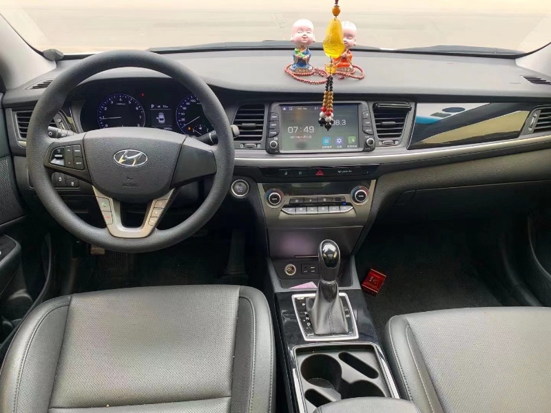 东莞19年现代名图6