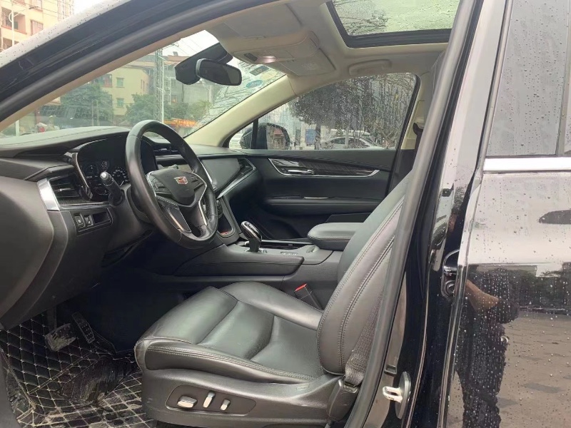 东莞18年凯迪拉克XT54