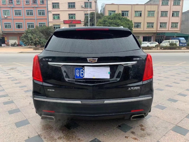 东莞18年凯迪拉克XT57