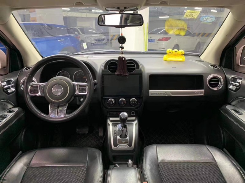 成都13年Jeep指南者6