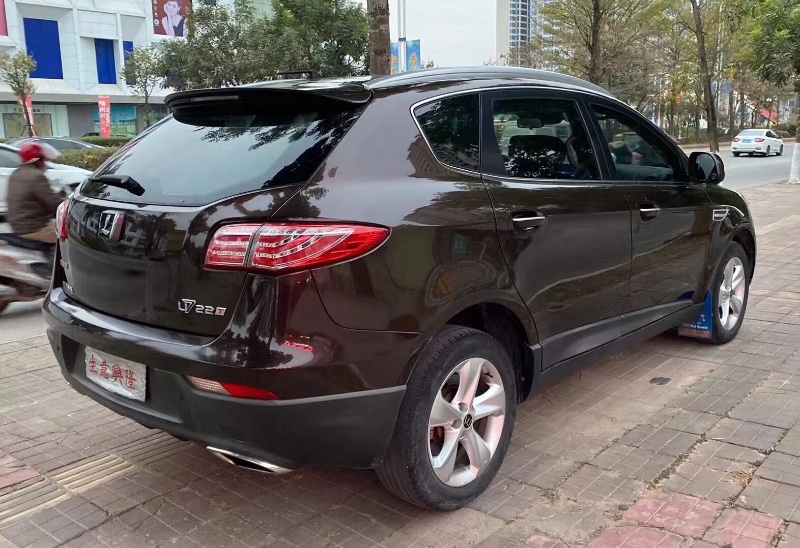 佛山14年纳智捷大7 SUV4