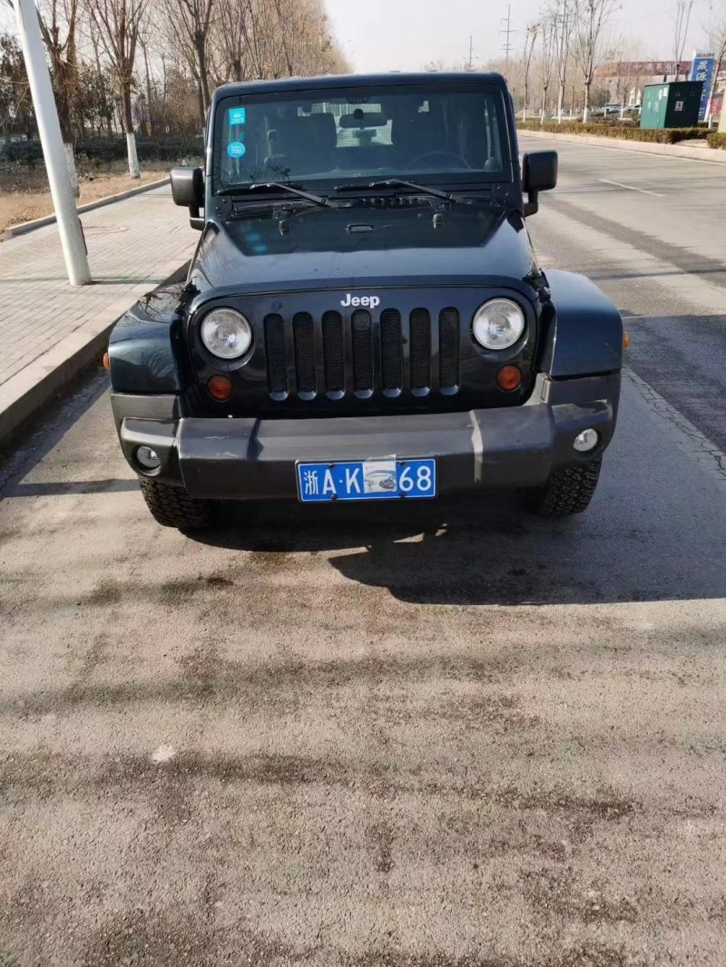 棗莊13年Jeep牧馬人1