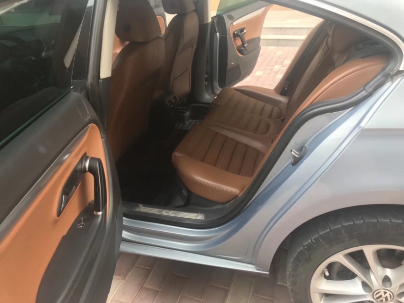 重庆11年大众CC5