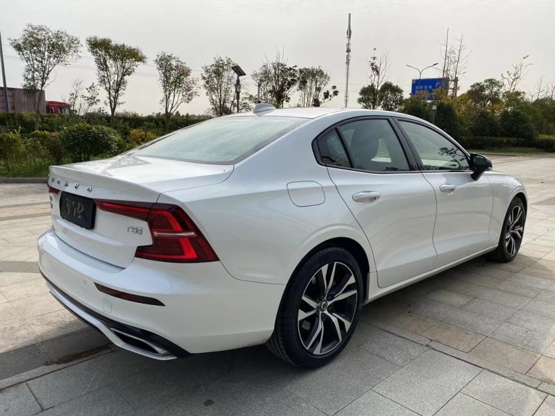 盐城20年沃尔沃S60L5