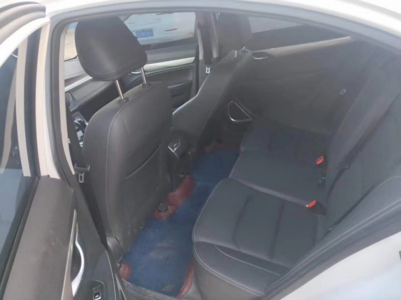 郑州19年吉利帝豪4