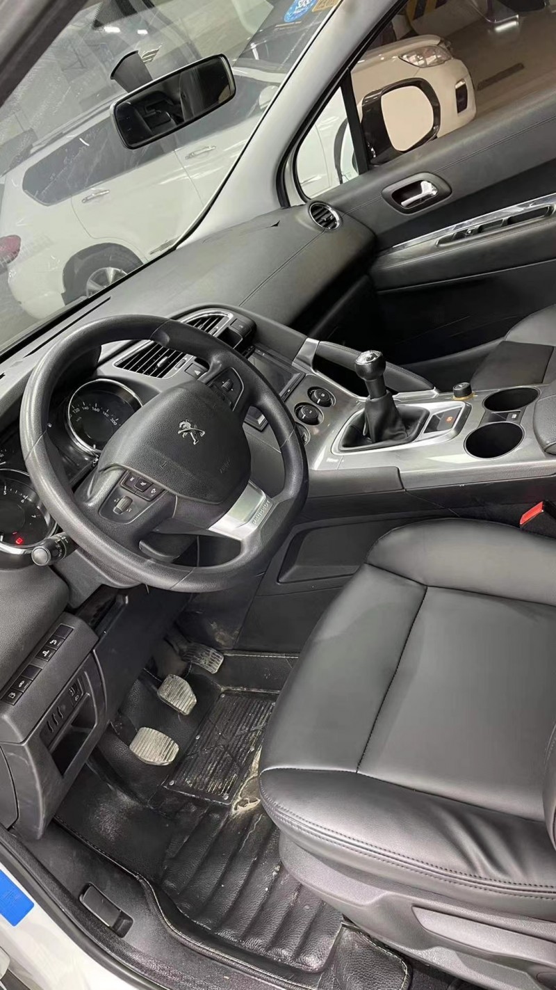 成都17年标致30084