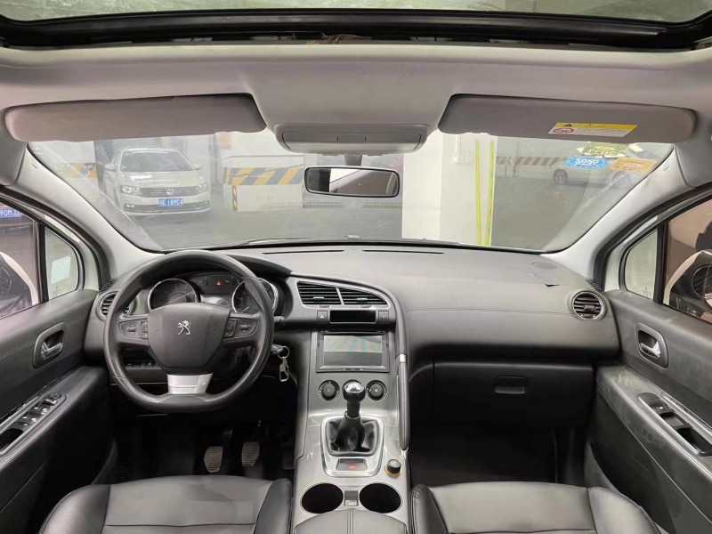 成都17年标致30088