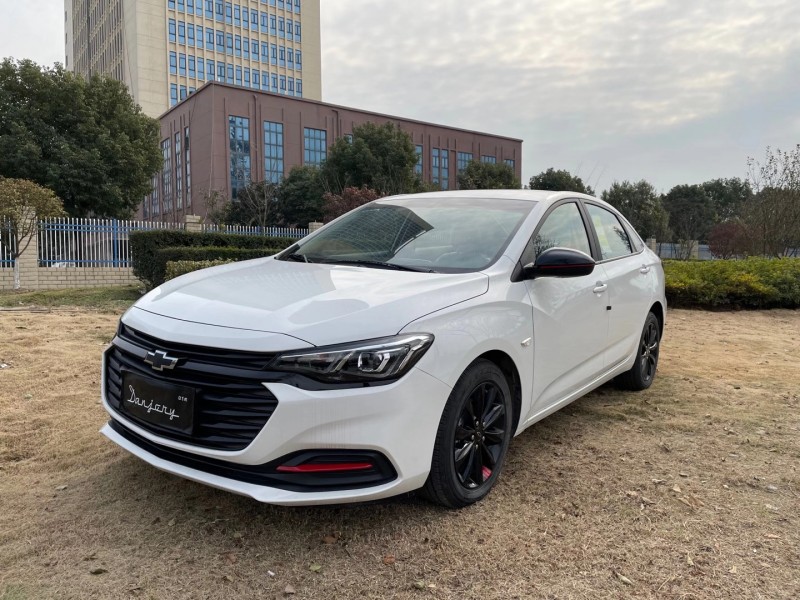 北京20年雪佛兰科鲁泽8