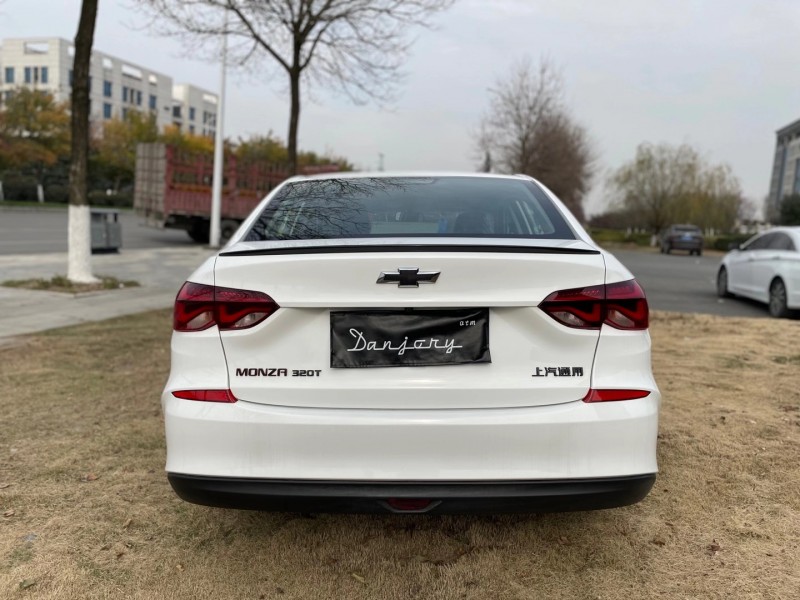 北京20年雪佛兰科鲁泽6