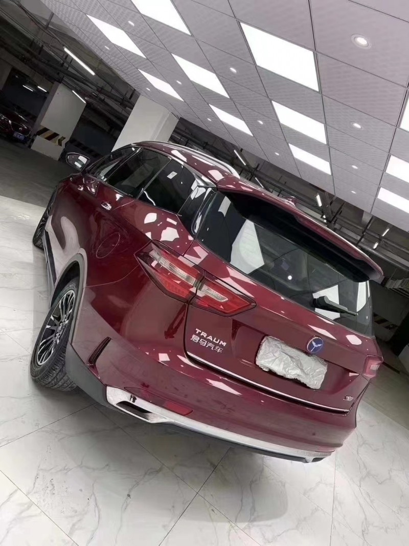 成都18年君马汽车S705