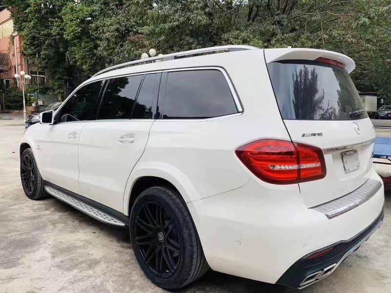 广州17年奔驰GLS4