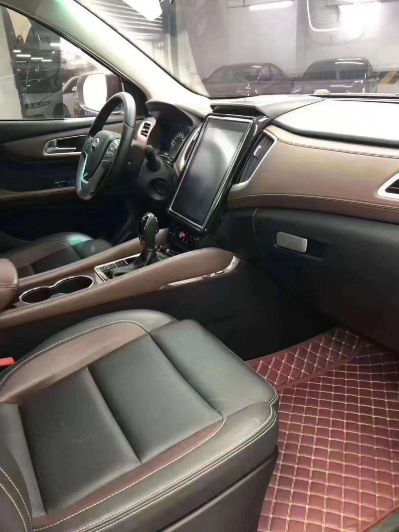 成都17年SWM斯威汽车X77