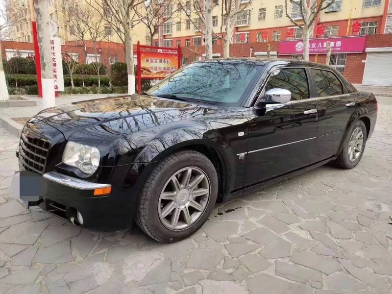 聊城09年克莱斯勒300C2