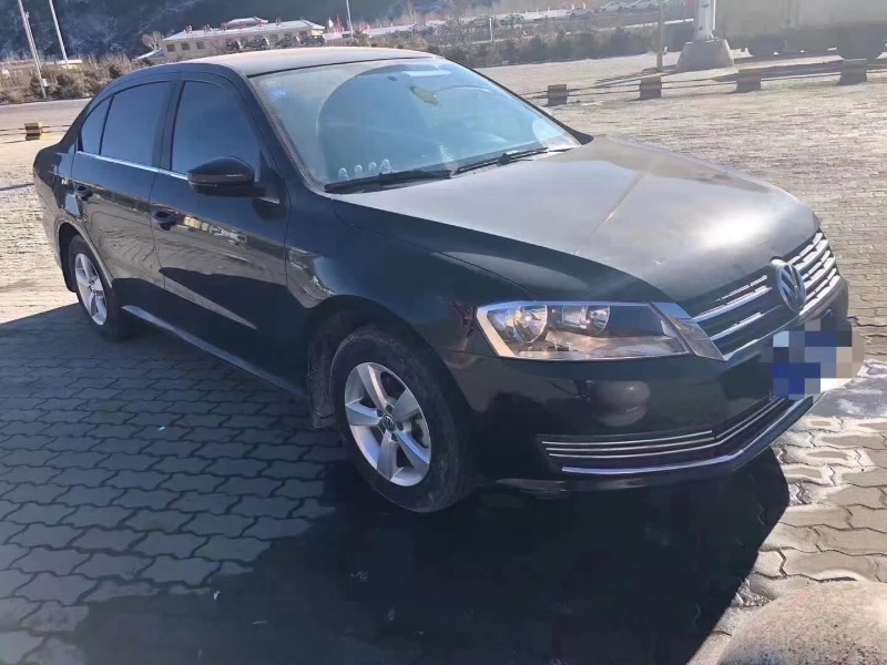 青岛17年大众朗逸2