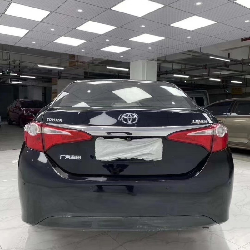 成都16年丰田雷凌9