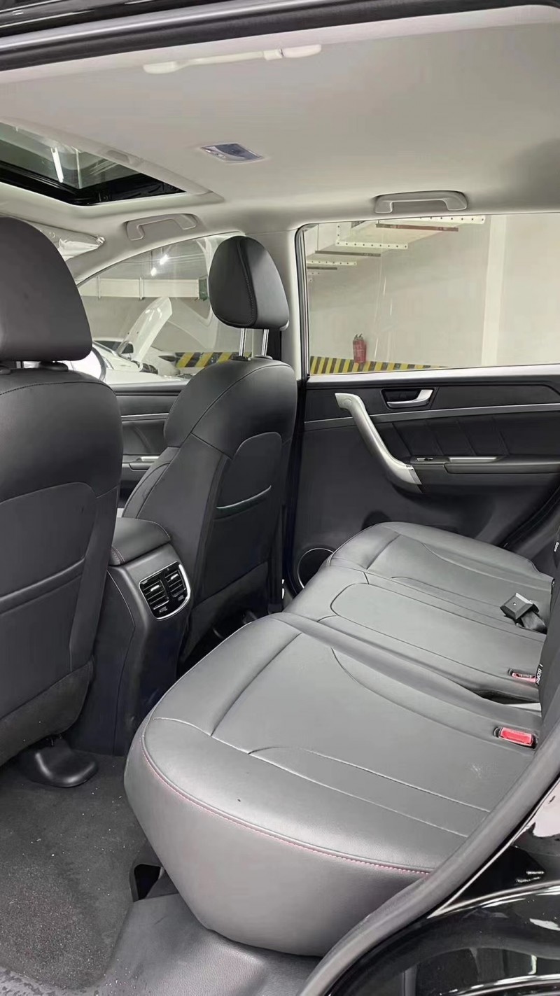 成都20年长城哈弗M63