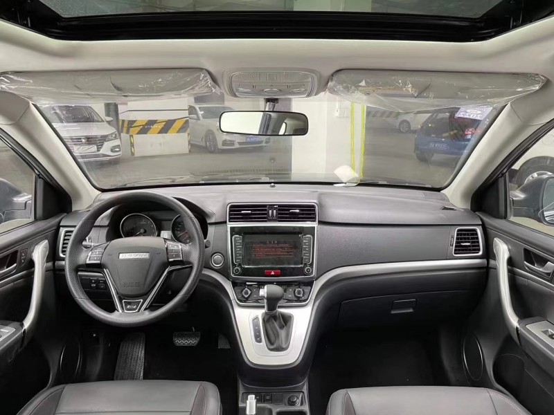 成都20年长城哈弗M67