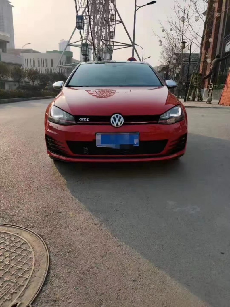 畢節16年大眾高爾夫1