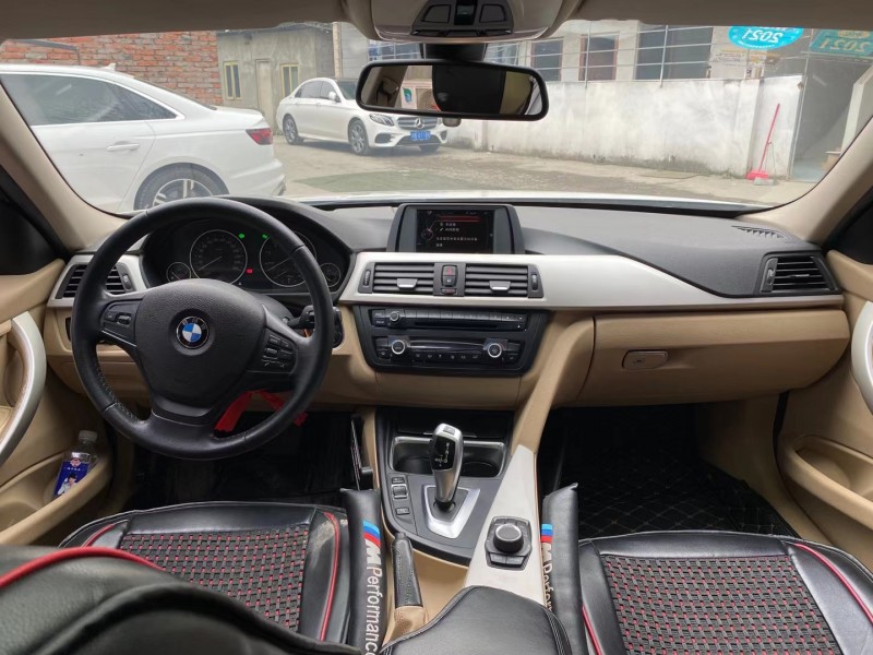 成都15年宝马3系5