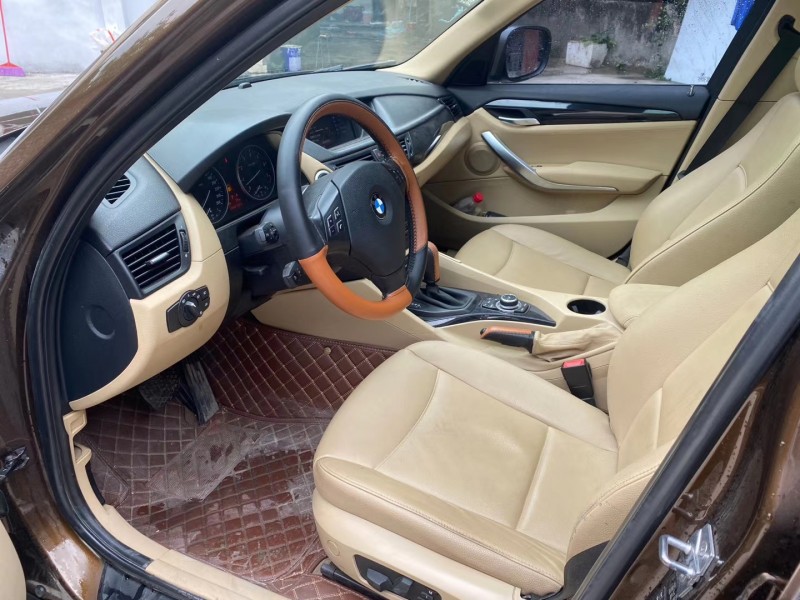 成都12年宝马X14