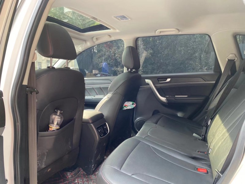 成都20年长城哈弗M64