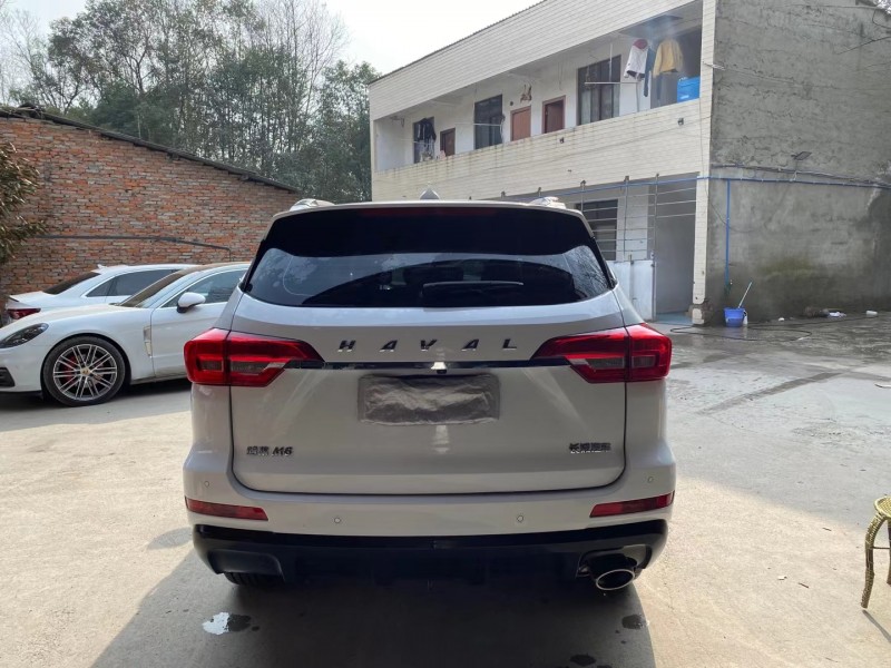 成都20年长城哈弗M68