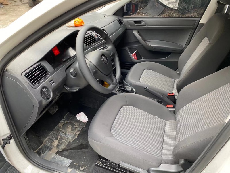 成都20年大众桑塔纳6