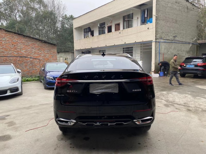 成都20年长城哈弗F79