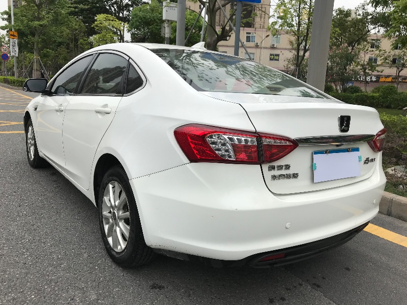 深圳14年纳智捷5 Sedan9