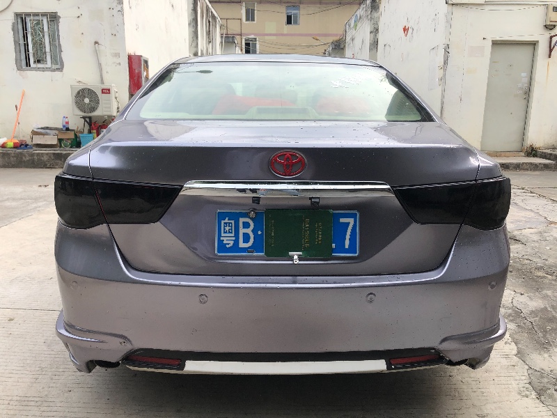 深圳13年丰田锐志2