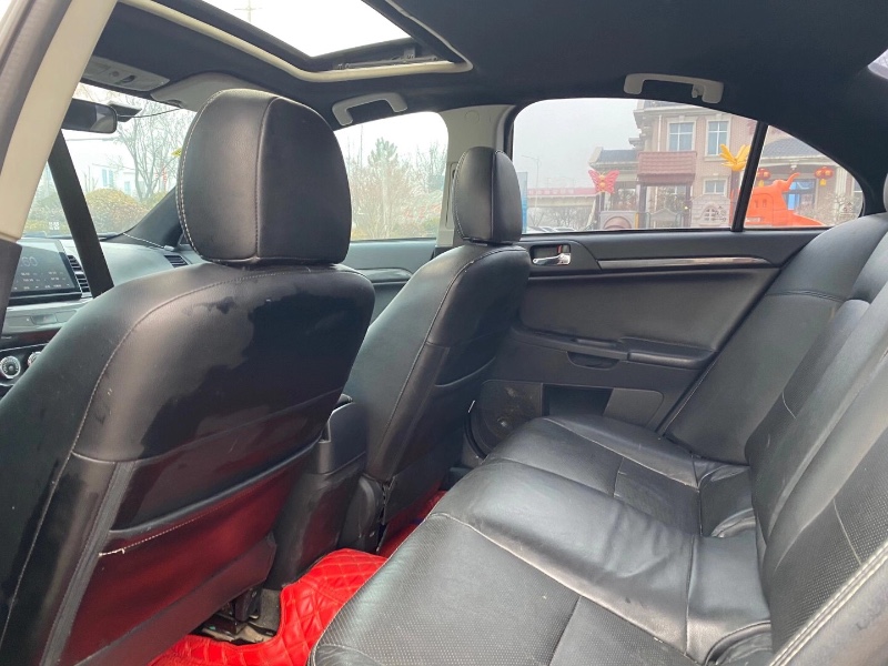 青岛12年三菱翼神6